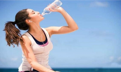 فوائد شرب المياه الدافئة