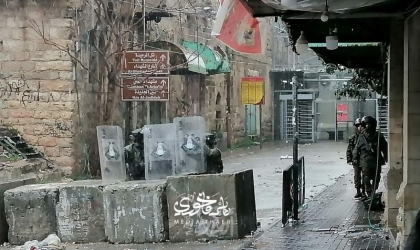قوات الاحتلال تداهم المنازل وتعتقل مواطنين في الضفة الغربية