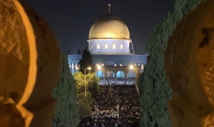 (70) ألف مصل أدوا صلاتي العشاء والتراويح في المسجد الاقصى