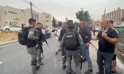 قوات الاحتلال تقتحم بلدة صور باهر وتزيل علم فلسطين من شوارعها