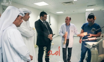 مستشفى حمد يعلن عن تركيب 61 طرفًا ذكيًا وزراعة 50 قوقعة