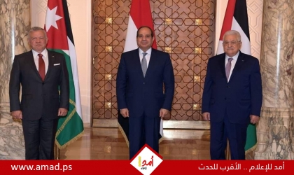 الرئيس عباس يغادر مصر عقب مشاركته في أعمال القمة الثلاثية الفلسطينية المصرية الأردنية