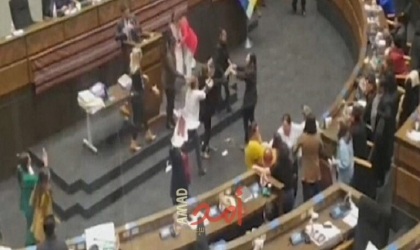 جلسة "شد شعر وضرب" في البرلمان البوليفي -فيديو
