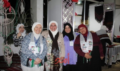 منتجات تراثية يدوية لجمعية التراث الشعبي باتحاد الكتاب الفلسطينيين في معرض الزهور