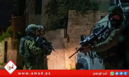 جيش الاحتلال يواصل انتهاكاته في الضفة الغربية: مداهمة منازل واعتقالات واسعة