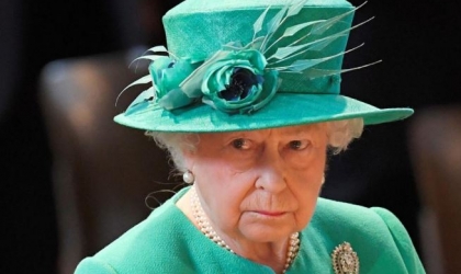 ملكة بريطانيا توقع على مشروع قانون يقضي بإجراء انتخابات مبكرة