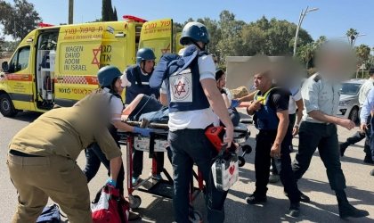 إعلام: عشرات الإصابات بينها خطيرة بعملية بدهس شاحنة شمالي تل ابيب- فيديو وصور
