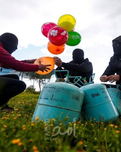 اطلاق دفعة بالونات حارقة وقوات الاحتلال تصيب مزارع شرق قطاع غزة