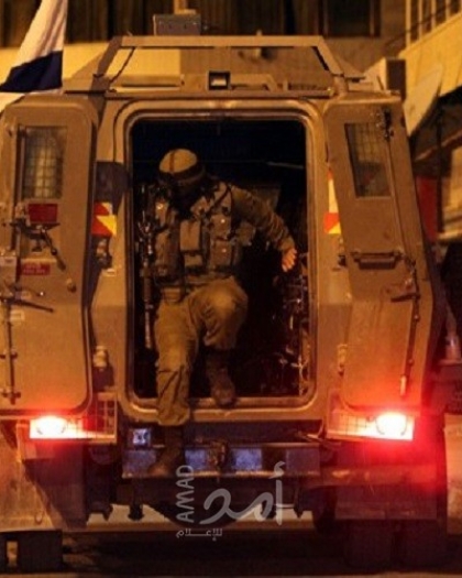 قوات الاحتلال تشن حملة اعتقالات ومداهمات في المنازل بالضفة والقدس