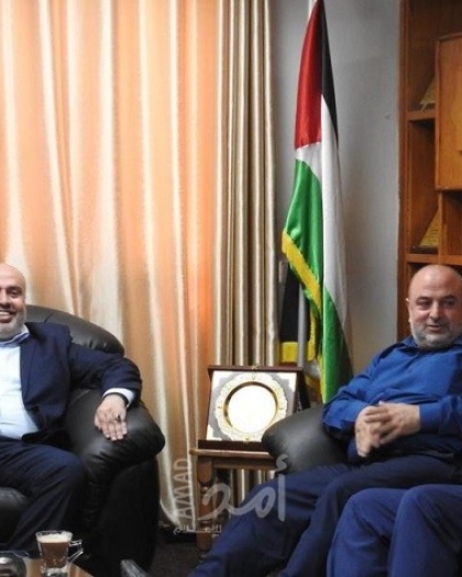 وكيل مواصلات حماس يستقبل وفداً من بلدية النصيرات