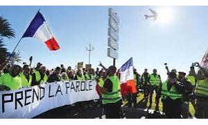 تجدد احتجاجات «السترات الصفراء» والحراك الطلابي في فرنسا ضد التدهور الاقتصادي وضغوط الاقتراض